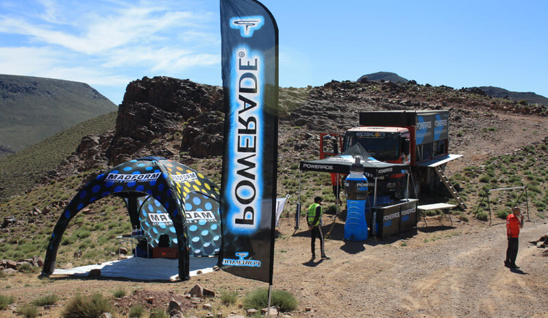 Diseño de Bandera Publicitaria Personalizada en Barcelona